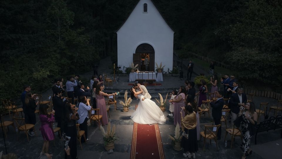 MatriDron - Fotógrafos de matrimonio en Weddy