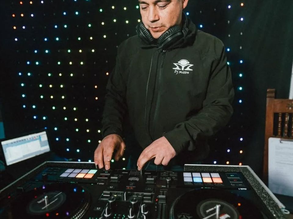 Foto 4 de Dj Mittre producciones - Música para Matrimonios