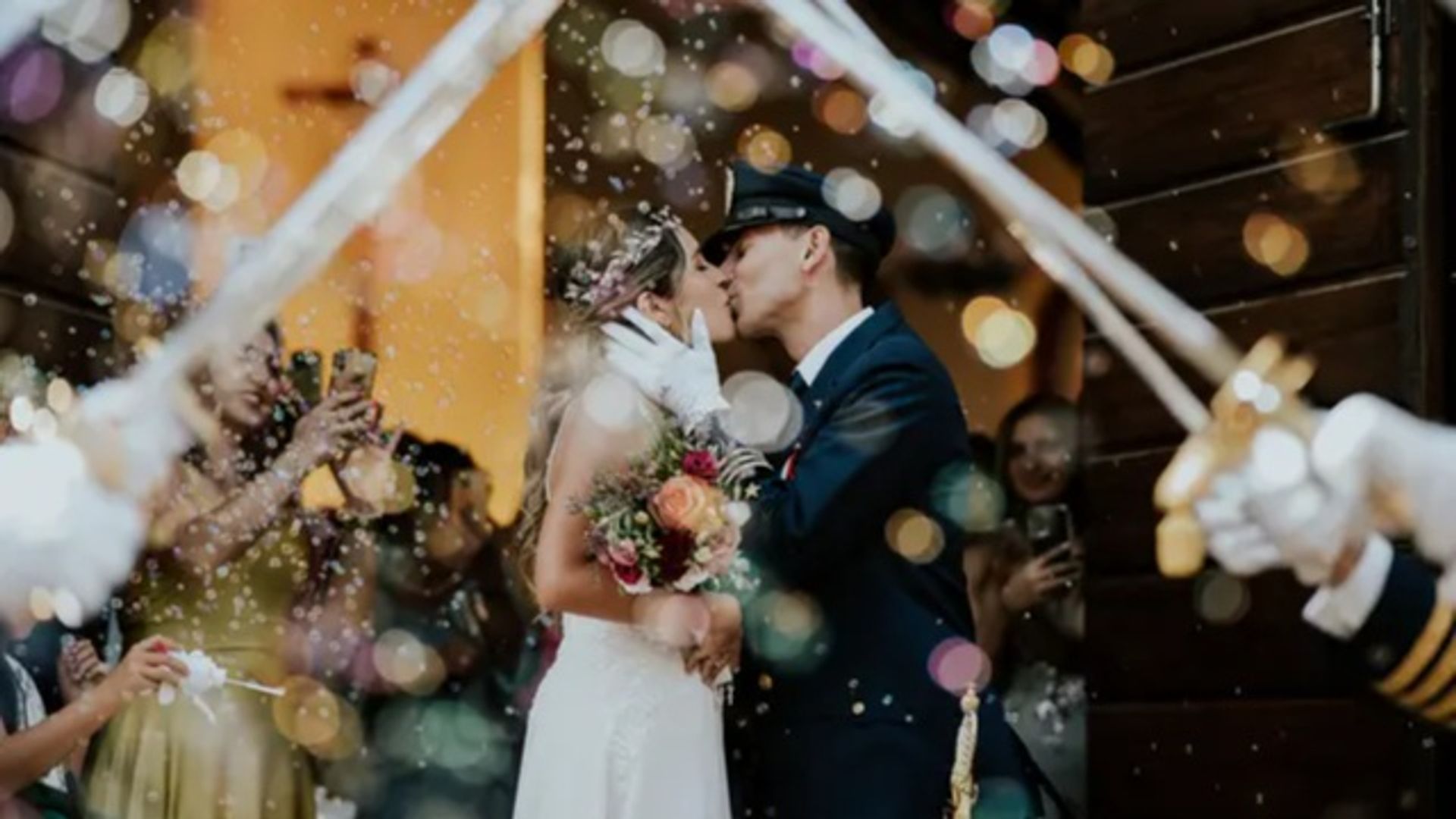 Ezvinet Wedding - Fotógrafos de matrimonio en Weddy