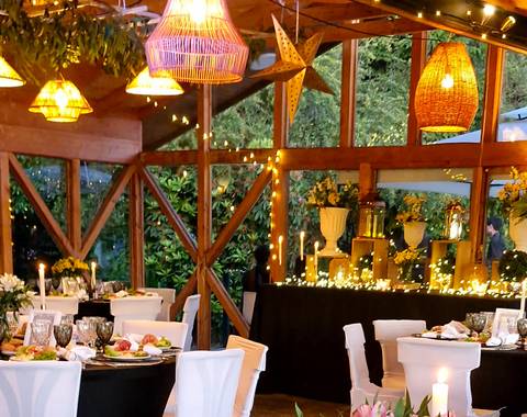 Isabel Uribe Banquetes y Eventos - Imagen 1