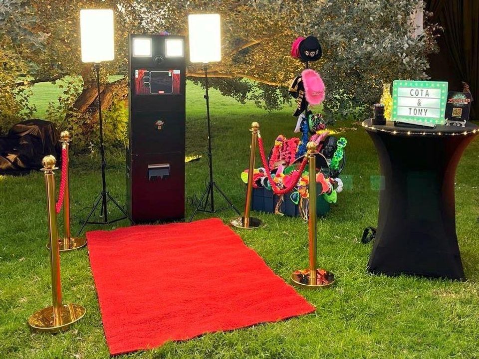 Foto 8 de ZOOMFOTOPRO - Photobooth para Matrimonios