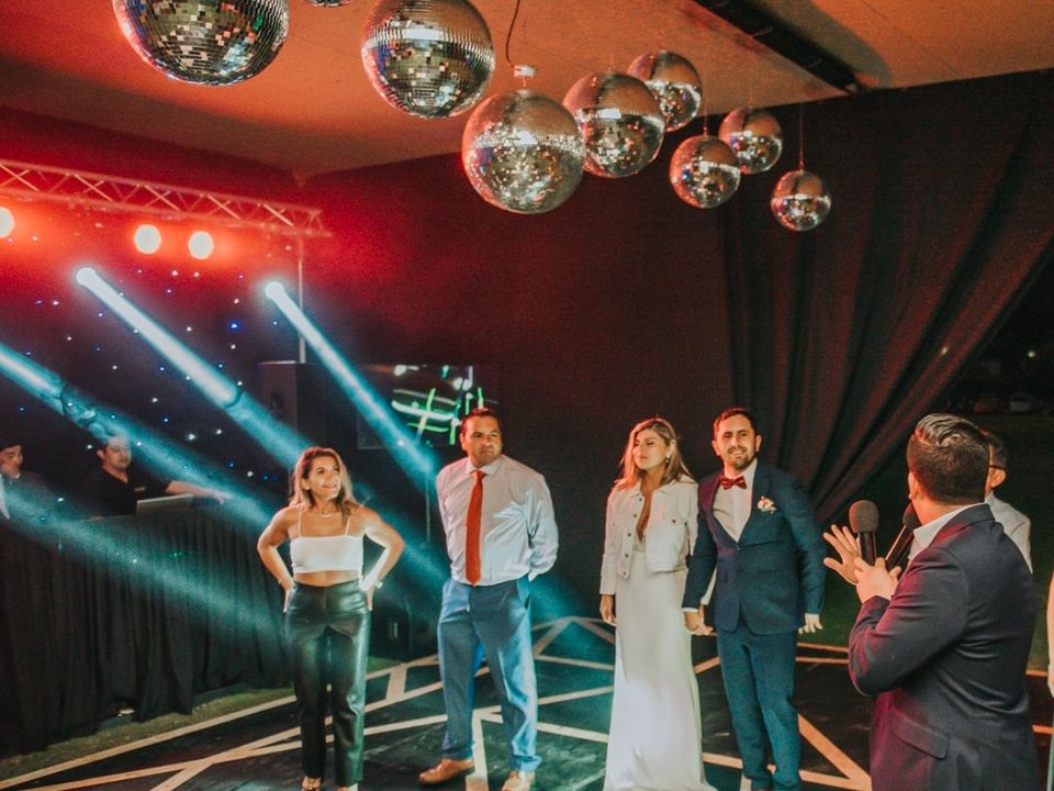 Foto 7 de Tomis producciones - Música para Matrimonios