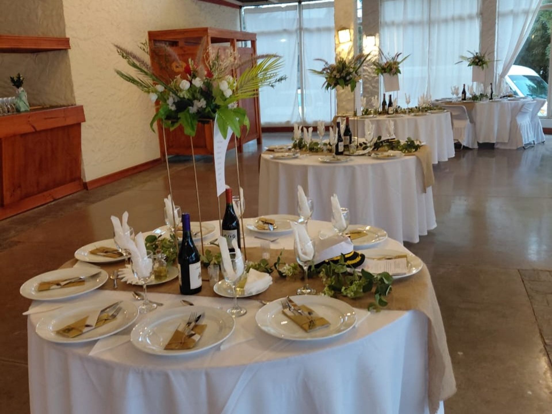 ERMITAÑO's Producciones - Banquetes para Matrimonios en Weddy