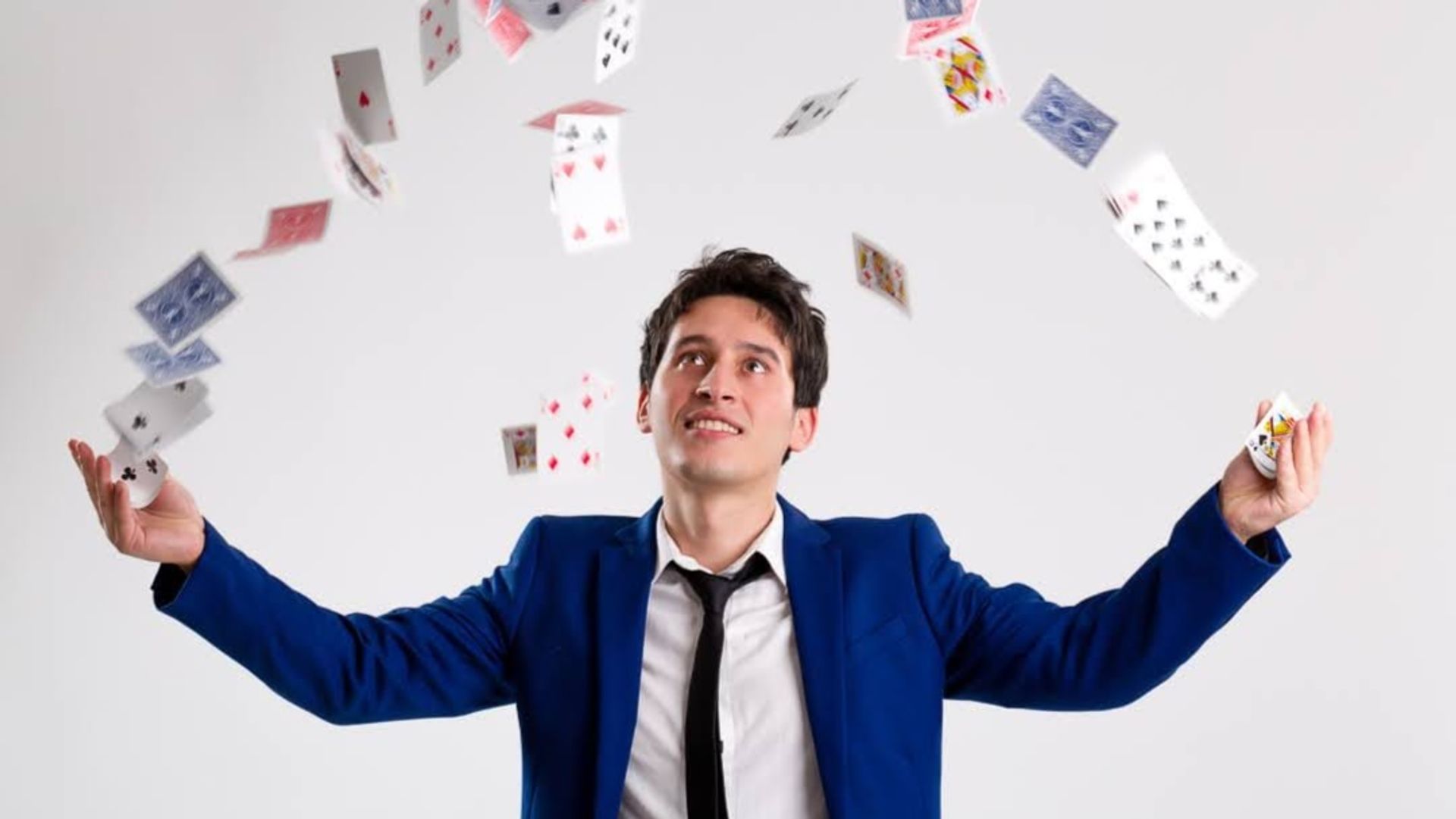 Pedro Toledo Mago - Animación para Eventos y Matrimonios en Weddy