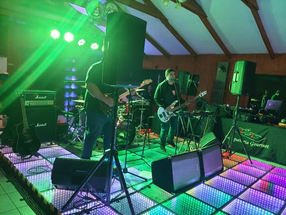 Foto 4 de Turbo producciones - Música para Matrimonios