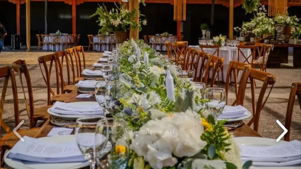Decoración Floral Andrea - Florerías para Matrimonios en Weddy