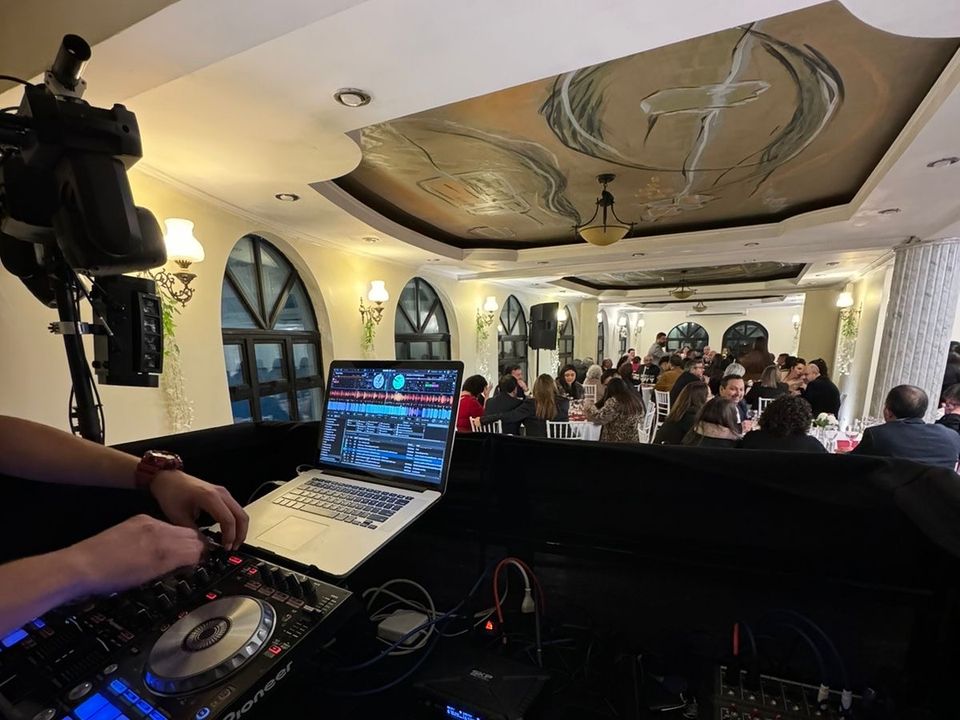 M&A eventos - Música para Matrimonios en Weddy