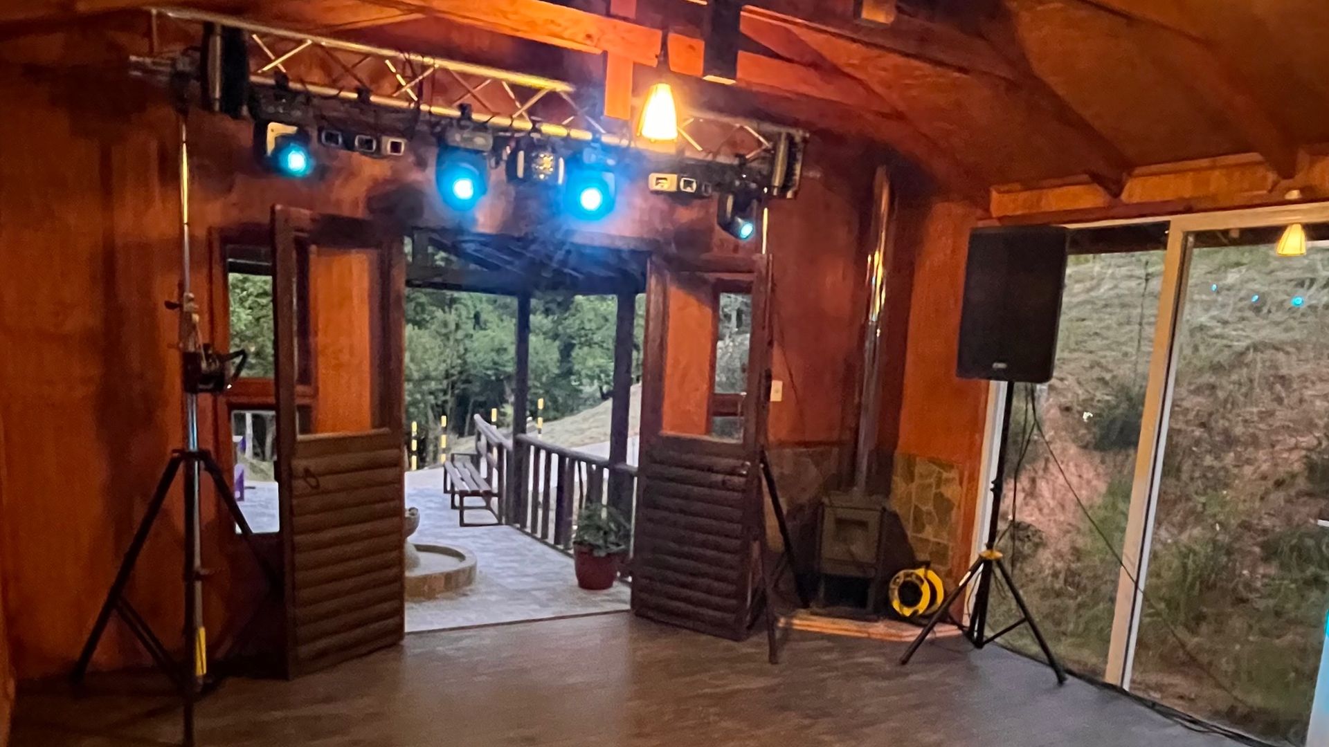 M&A eventos - Música para Matrimonios en Weddy