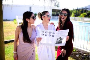 Party Poster & Souvenirs — foto 4