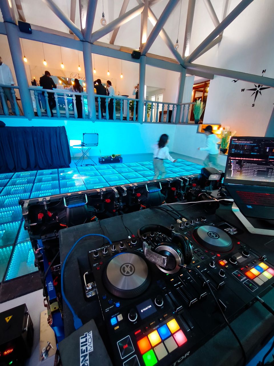 Foto 6 de Dj Oneill - Música para Matrimonios