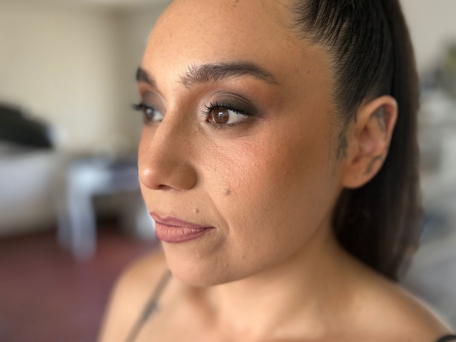 Foto 1 de Romel maquillador - Belleza para Novias