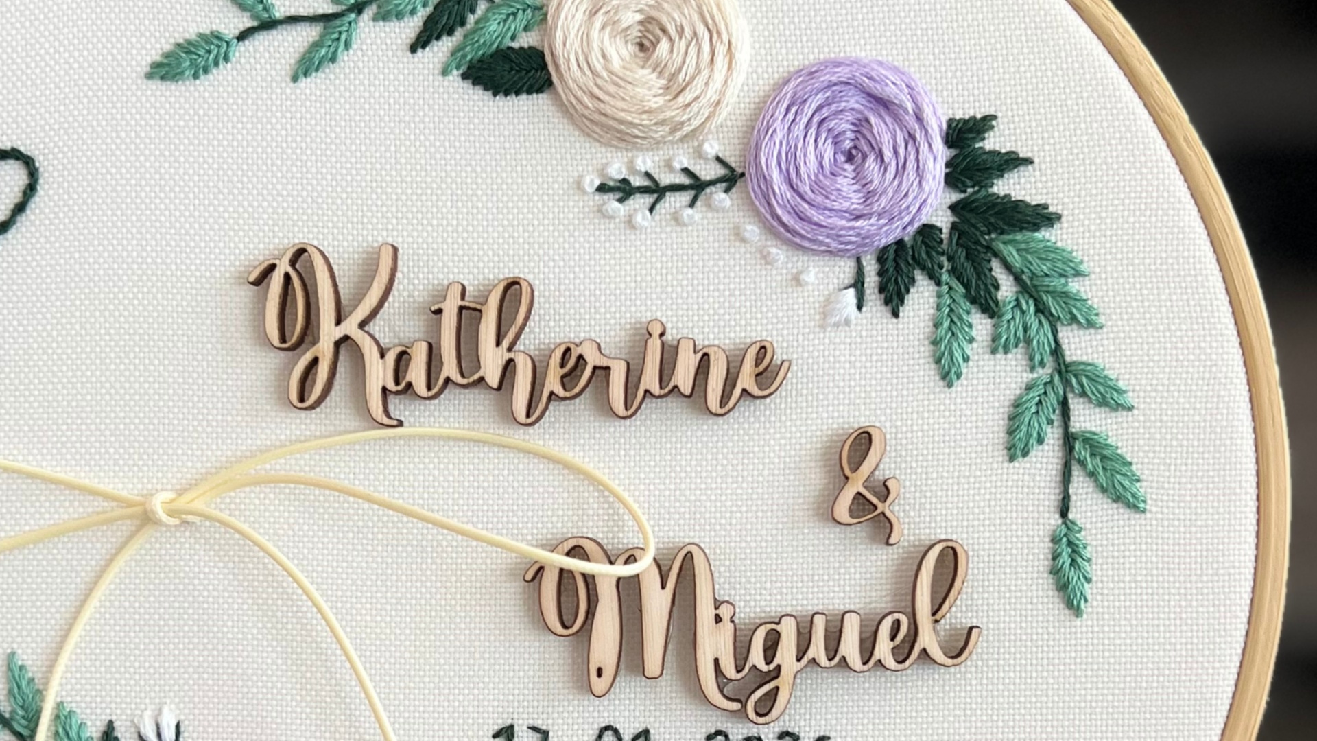 Santo Amor - Argollas de Matrimonio en Weddy