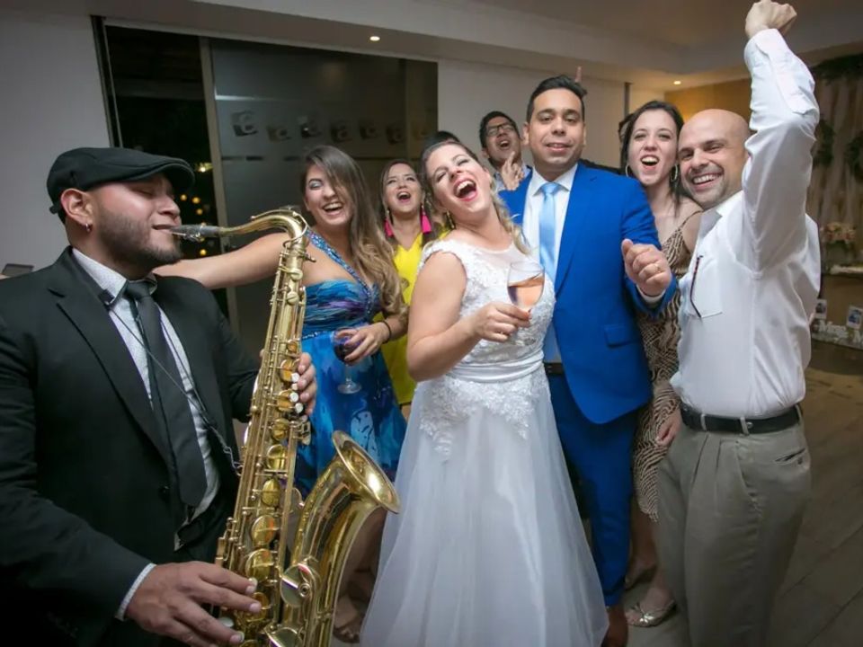 Foto 8 de Henry Mora Music - Música para Matrimonios