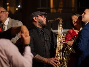 Henry Mora Music — foto 4