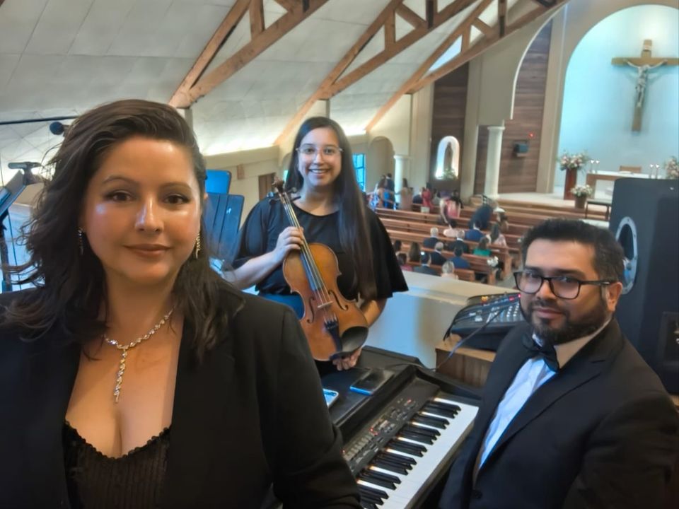 Foto 1 de Ensamble D'amore - Música para Matrimonios