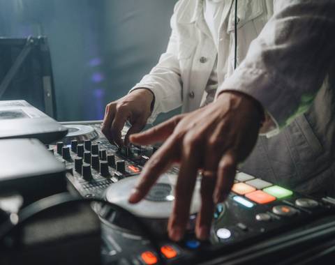 DJ MARCO ANDRADE - Imagen 1