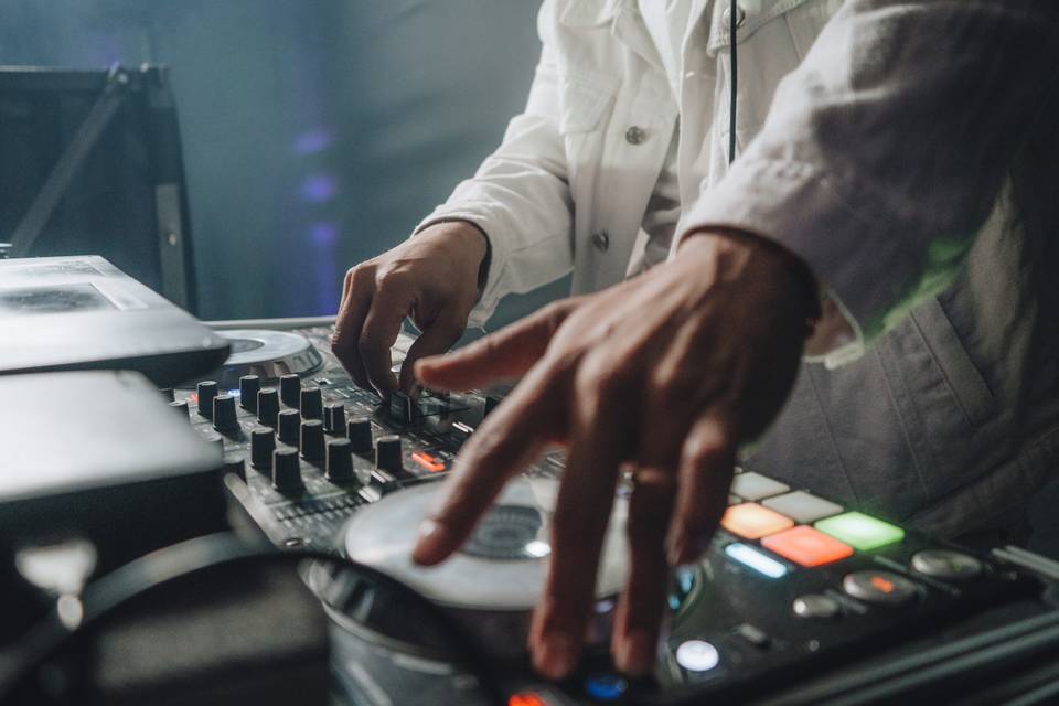 DJ MARCO ANDRADE - Imagen 1