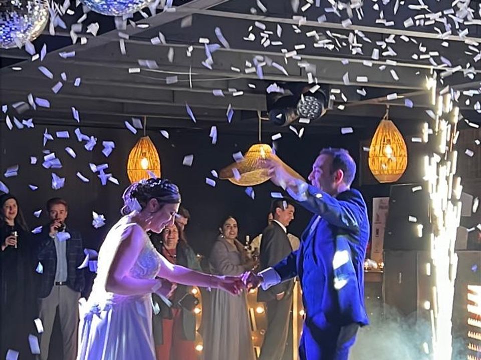 Foto 6 de Nivel fx - Iluminación y Producción para Matrimonio