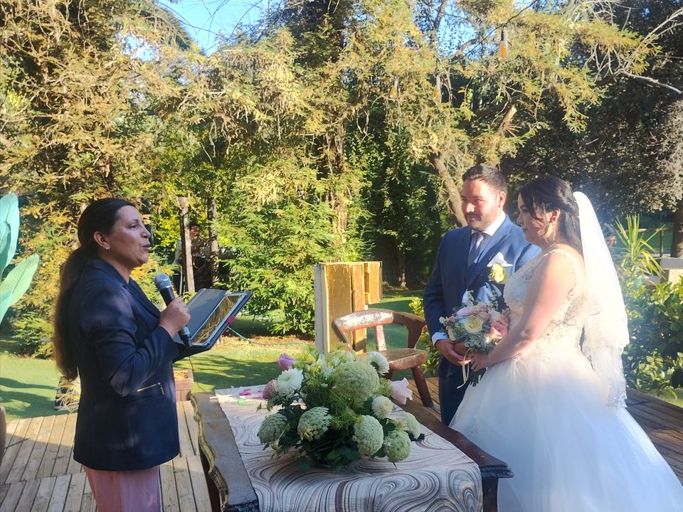 Foto 9 de Paola Accini Ceremonias - Animación para Eventos y Matrimonios