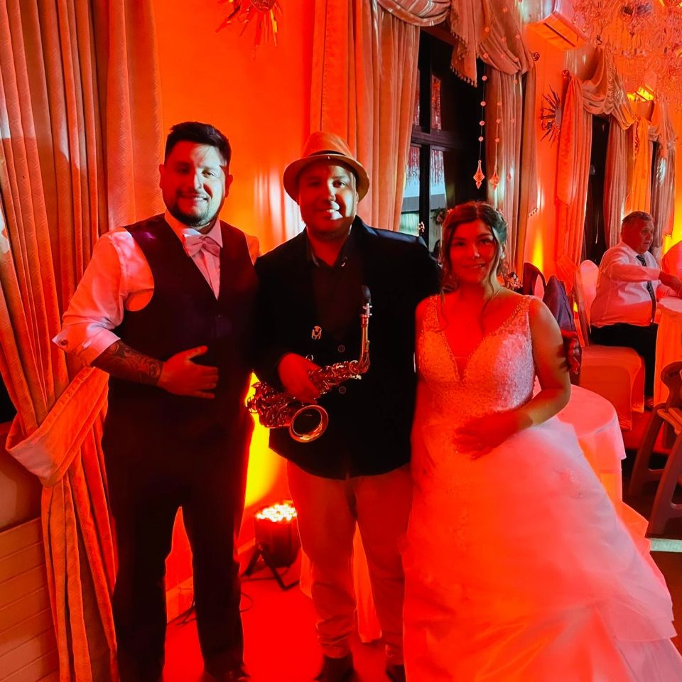 Foto 4 de SaxoEventos - Música para Matrimonios
