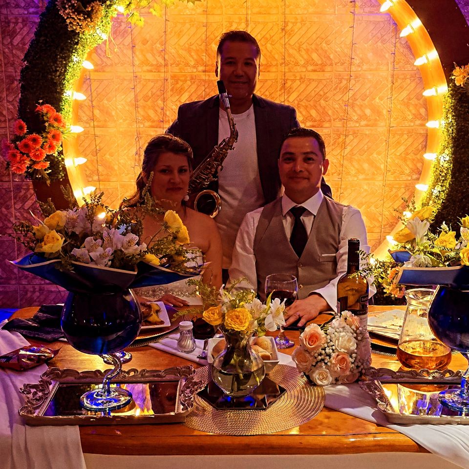 Foto 6 de SaxoEventos - Música para Matrimonios
