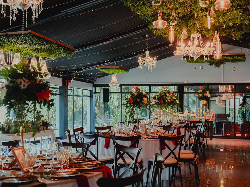 Foto 10 de Eme Producciones - Banquetes para Matrimonios