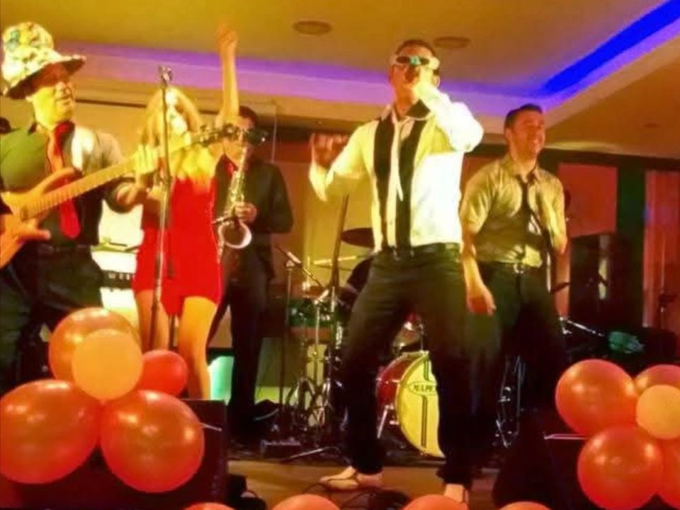 Foto 7 de Orquesta ProBanda - Música para Matrimonios