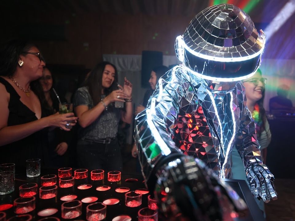 Foto 9 de Eventos El Parque 360 Party - Iluminación y Producción para Matrimonio