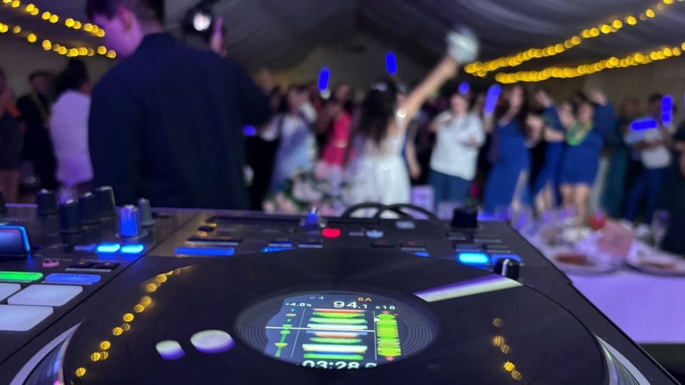 ZBL FIESTAS - Música para Matrimonios en Weddy