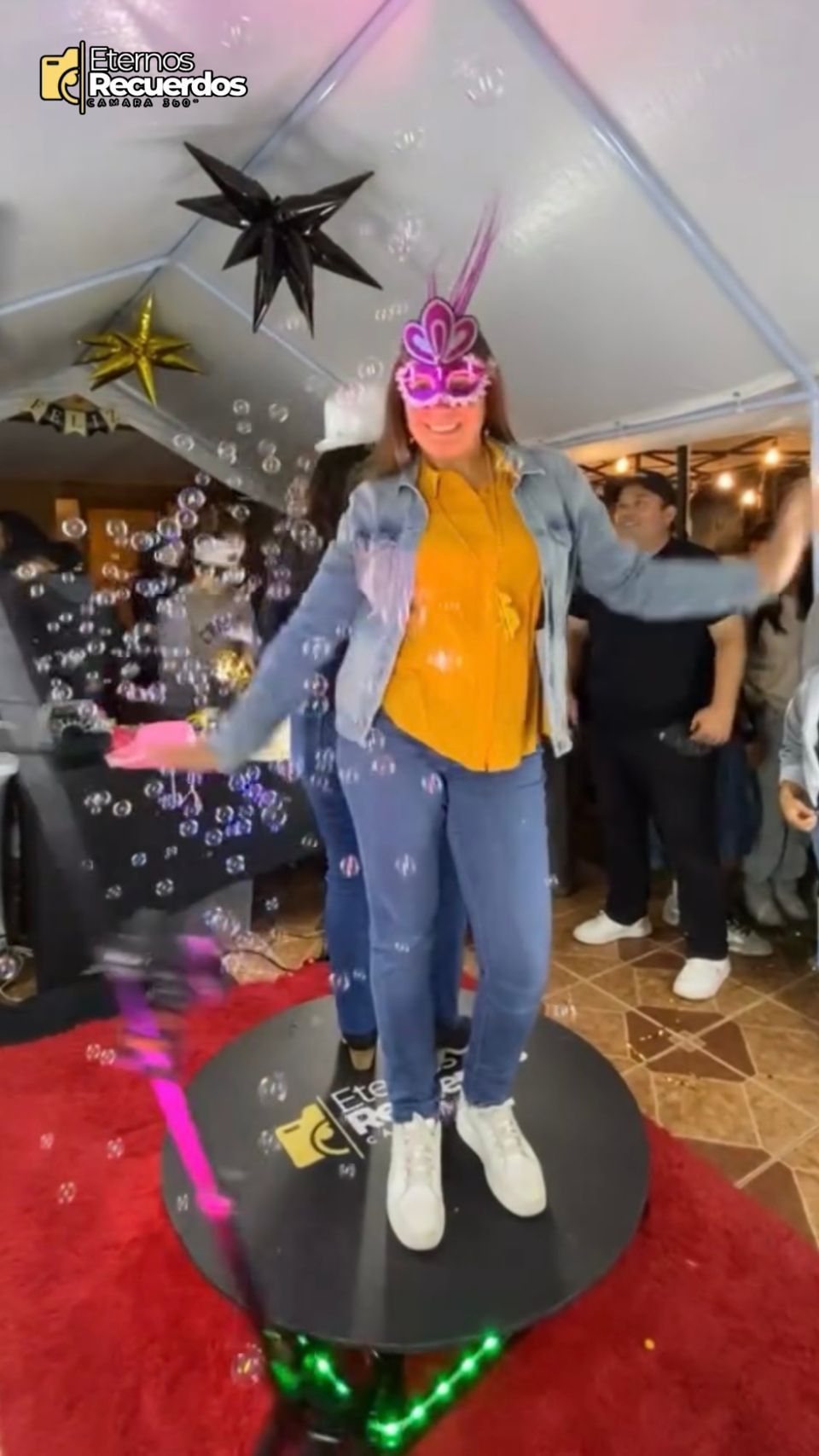 Foto 6 de Eternos Recuerdos 360 - Photobooth para Matrimonios