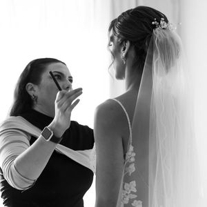 Logo de Andrea Arancibia Makeup