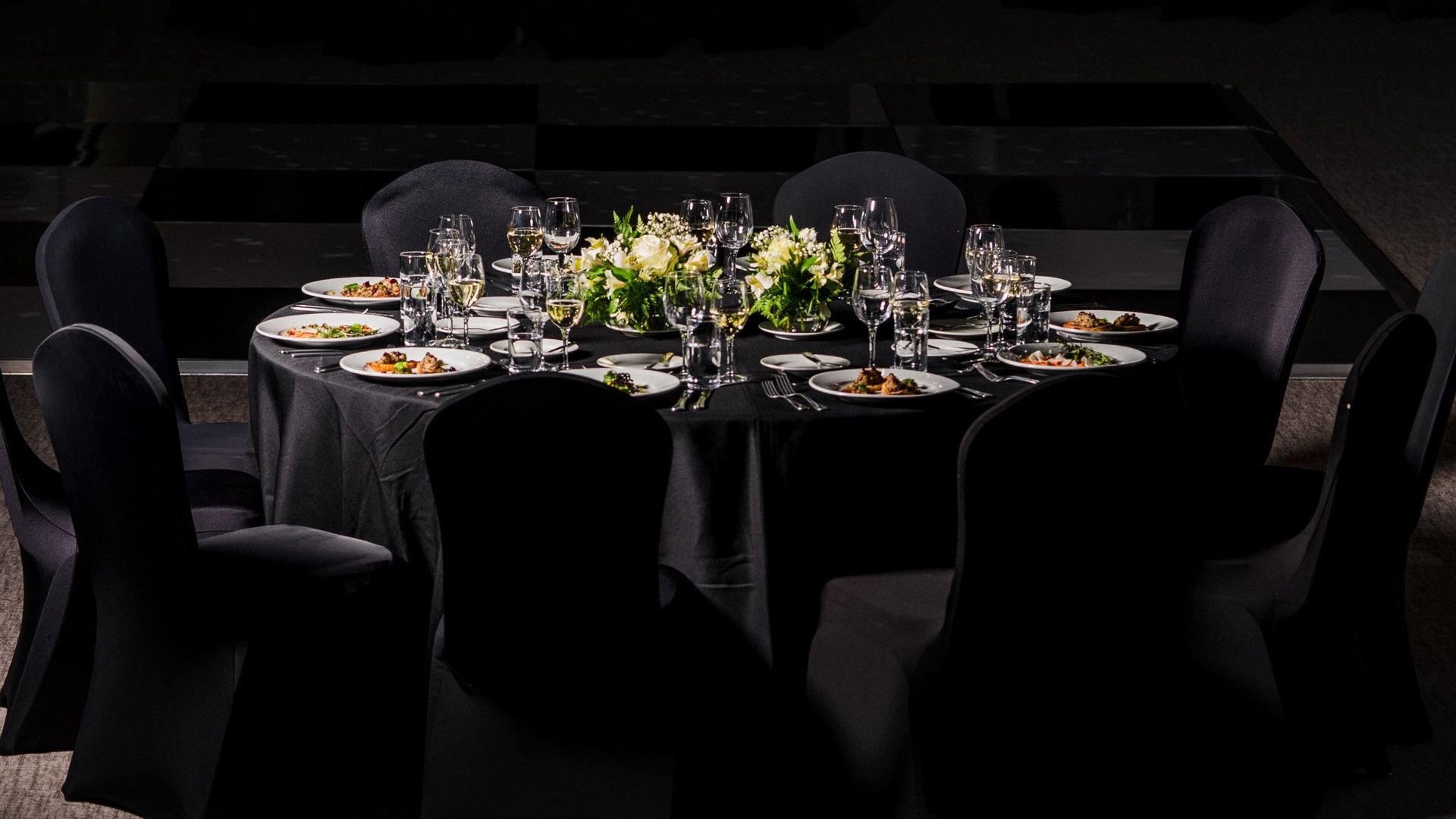 ICON Hotel Santiago - Banquetes para Matrimonios en Weddy