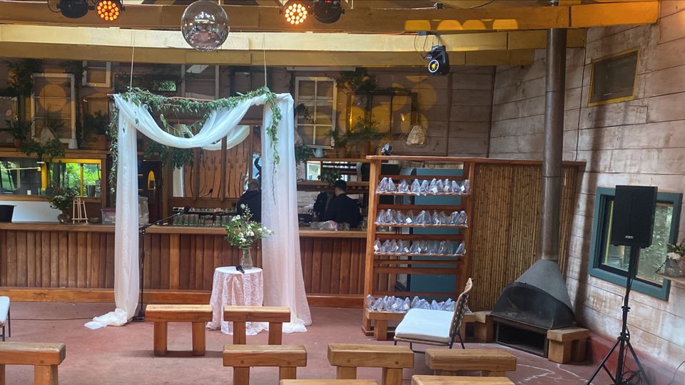 Hvproaudio.cl - Iluminación y Producción para Matrimonio en Weddy