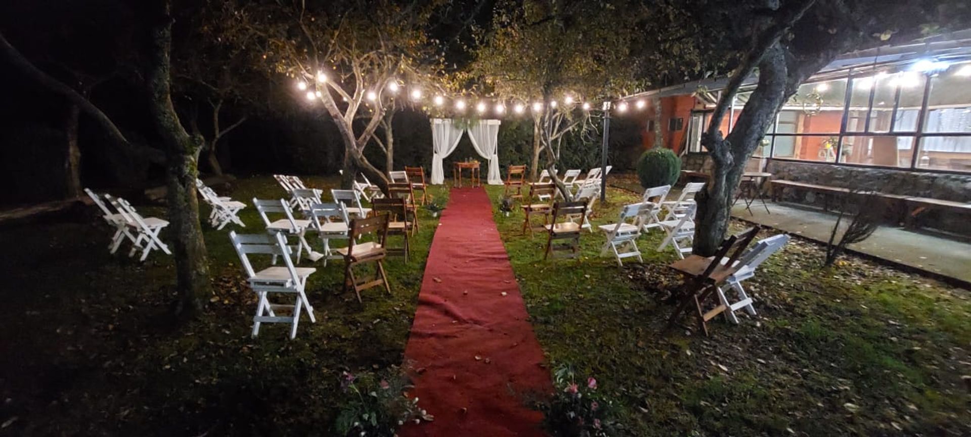Foto 1 de Eventos Megaterio Puerto Varas - Lugares para matrimonio