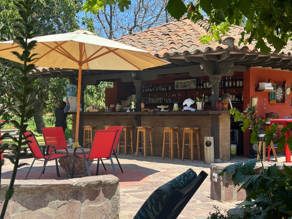 bar piscina octb a marzo