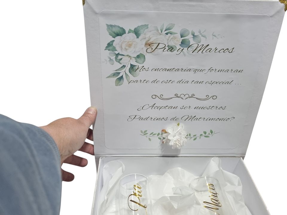 Foto 5 de El Peñón del Brujo - Recuerdos para Matrimonios