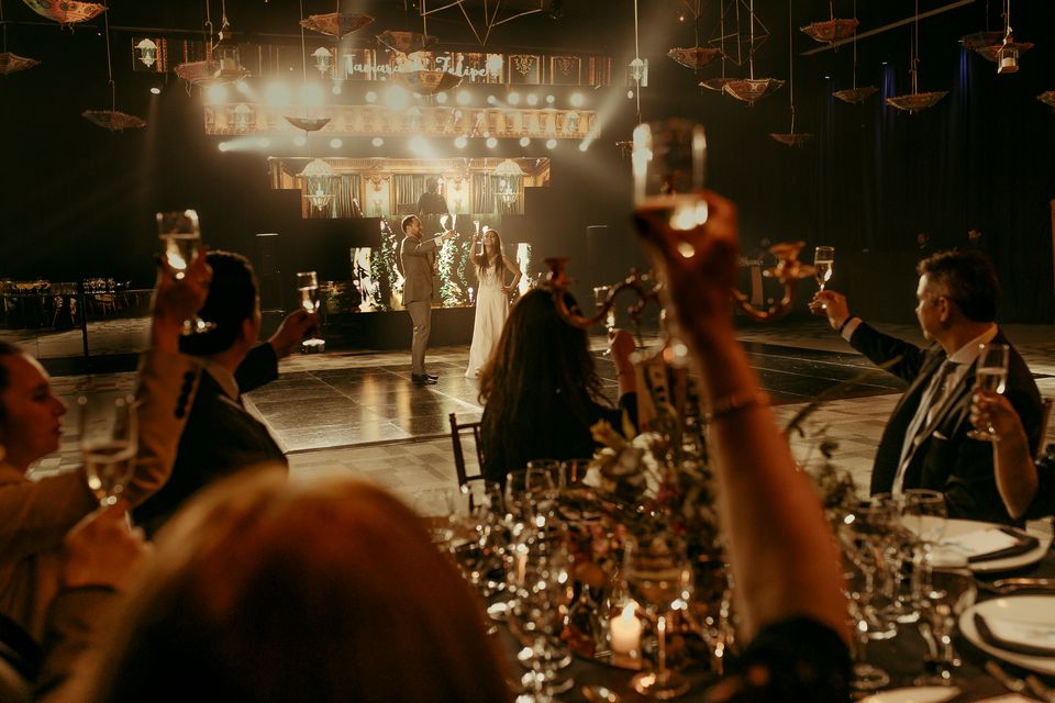 Foto 4 de Louder Pro - Iluminación y Producción para Matrimonio
