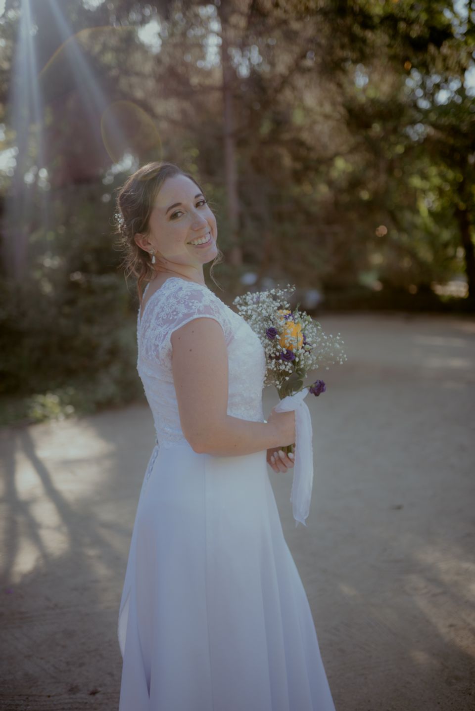 Foto 2 de Pamela Cavieres Fotografía - Fotografía espontánea de novios