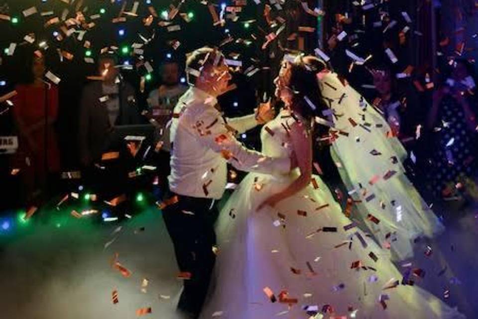 BANQUETERIA CINCOSENTIDOS - Imagen 1